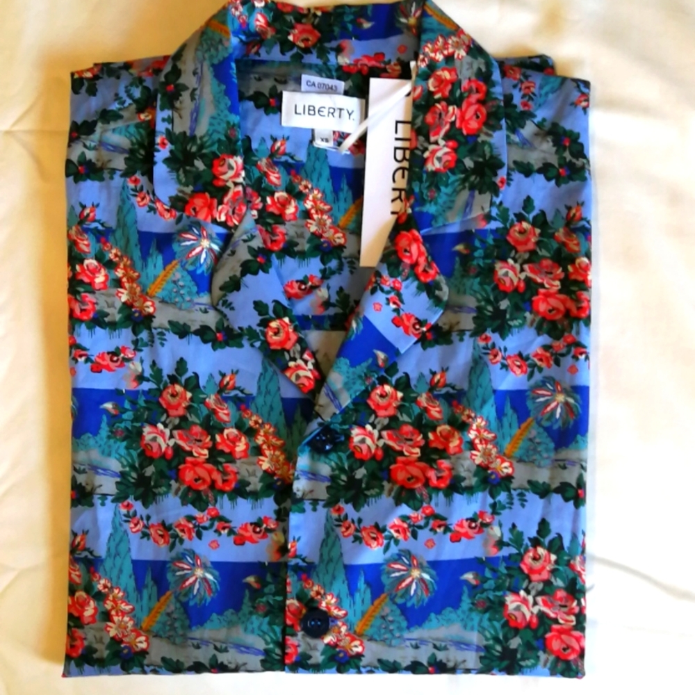 ☀️3xHP☀️Liberty| Button Down Short Shirt